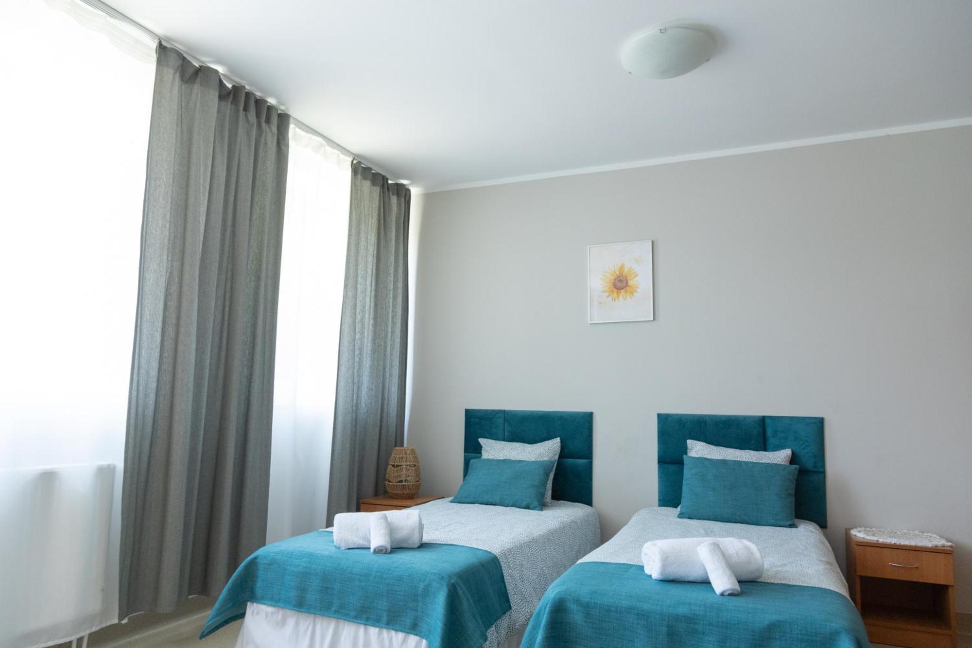 Hostel Osrodek Konferencyjno-Wypoczynkowy Chojna Zewnętrze zdjęcie